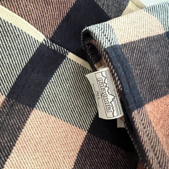 HOST PICK - VINTAGE PATAGONIA Women's Patchwork Scarf EUC - Picture 4 of 5